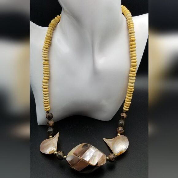 Mother of Pearl Jewelry - Aztec mother of pearl chunk brutalist jewelry necklace N139